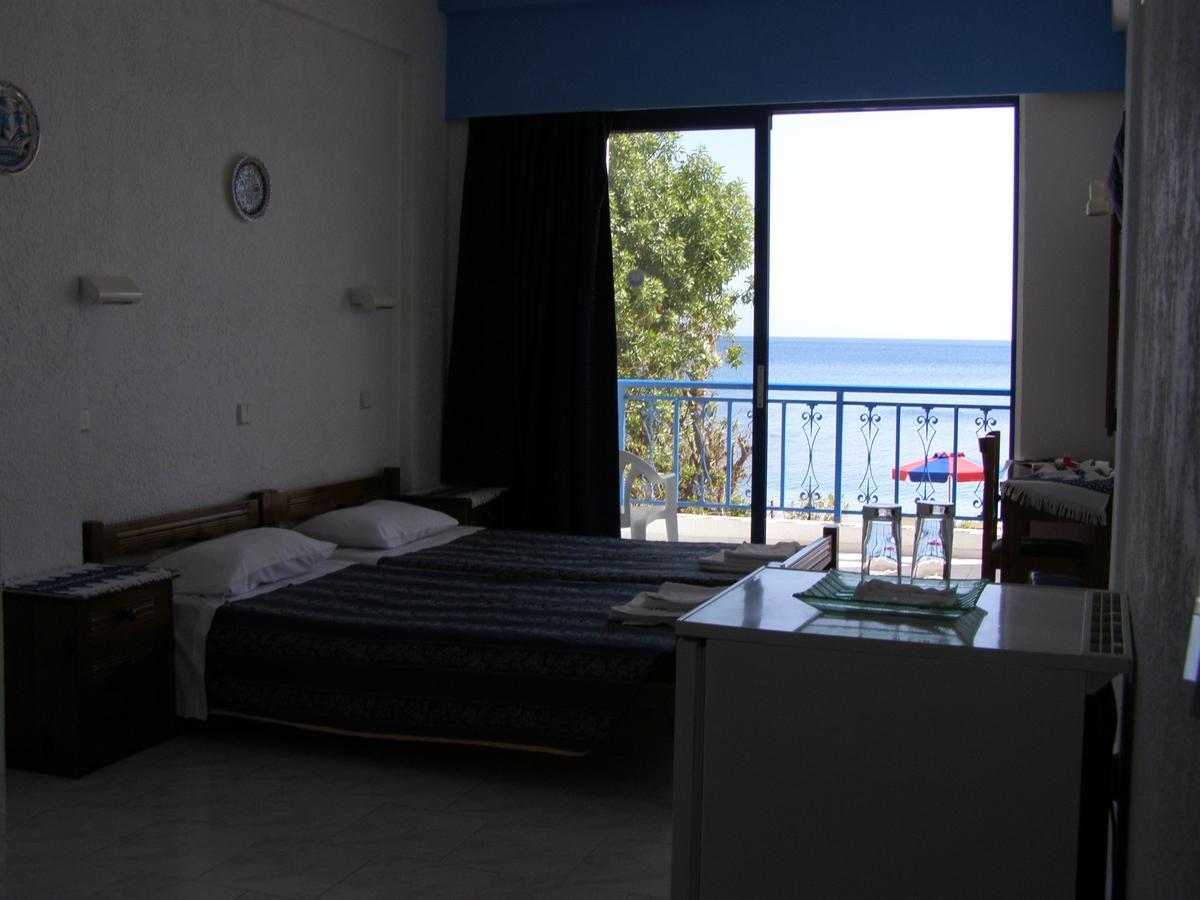 Hotel Eleni Beach Livadia  Bagian luar foto